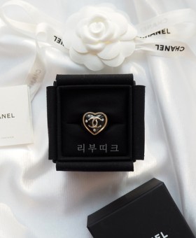샤넬 로고 하트 크리스탈 반지 링 실버 블랙